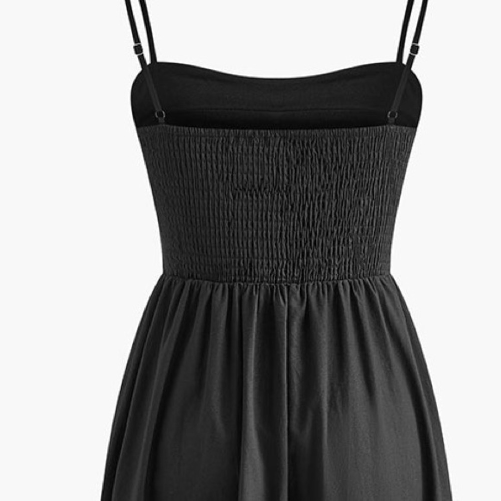 Elegant Black Maxi Dress - Picture 4 of 11